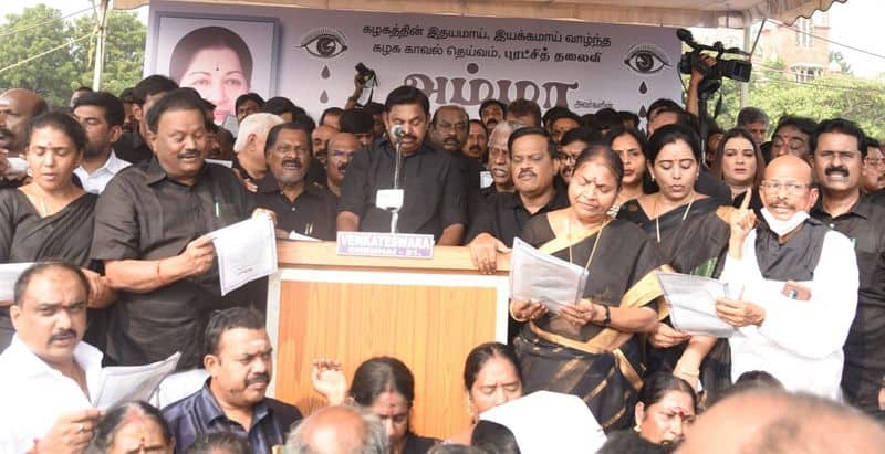 EPS orders AIADMK executives to hold public meeting on Jayalalithaa birthday