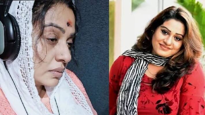 actress beena antony share dubbing post in the situation of illness actress beena antony share dubbing post in the situation of illness