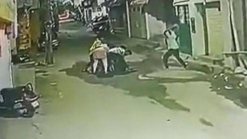 Gang Of 6 Men Women Takes Turns to Smash 26 year old Head with Brick Caught on CCTV