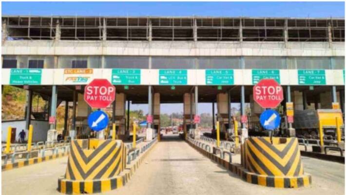 Free travel of vehicles in five panchayats at Panniyankara Toll Plaza is ends Free travel of vehicles in five panchayats at Panniyankara Toll Plaza is ends