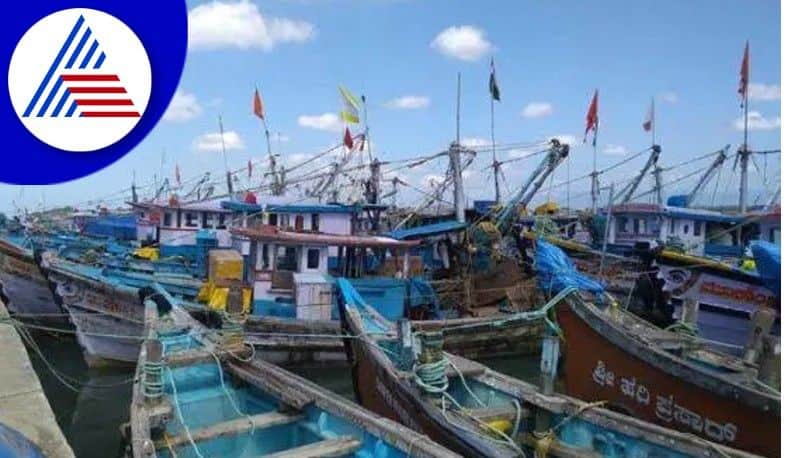 Anbumani condemned the arrest of Tamil Nadu fishermen by the Sri Lankan Navy KAK