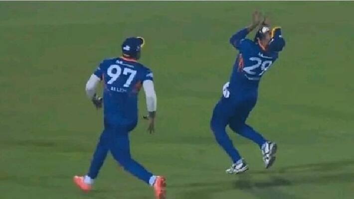 Sri Lanka Cricketer Chamika Karunaratne loses 4 teeth in freak fielding injury while attempting catch in LPL 2022 kvn Sri Lanka Cricketer Chamika Karunaratne loses 4 teeth in freak fielding injury while attempting catch in LPL 2022 kvn