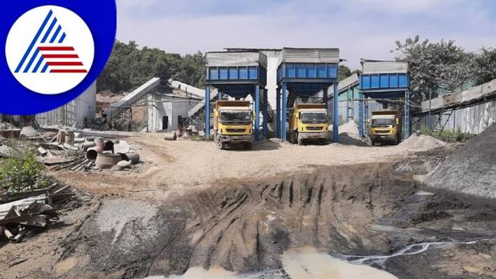 Lokayukta attack on sand mining in dakshina kannada gow Lokayukta attack on sand mining in dakshina kannada gow