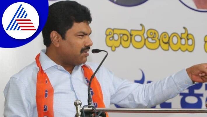 Everyone should get the facility says by raghavendra shivamogga rav Everyone should get the facility says by raghavendra shivamogga rav