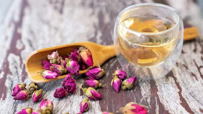 Rose water can be used to get rid of skin problems Rose water can be used to get rid of skin problems