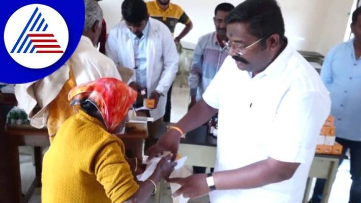 Chikkamagaluru JDS ticket aspirants Thimmashetty organize health camp gow Chikkamagaluru JDS ticket aspirants Thimmashetty organize health camp gow
