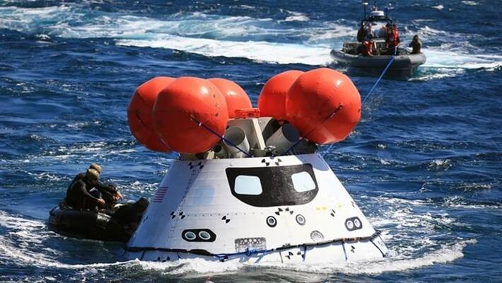 orion spacecraft returned to earth from the moon and landed in the pacific ocean orion spacecraft returned to earth from the moon and landed in the pacific ocean