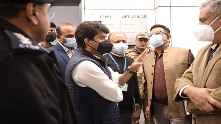 union aviation minister j scindia at delhi airport t3 after deluge of complaints ash union aviation minister j scindia at delhi airport t3 after deluge of complaints ash