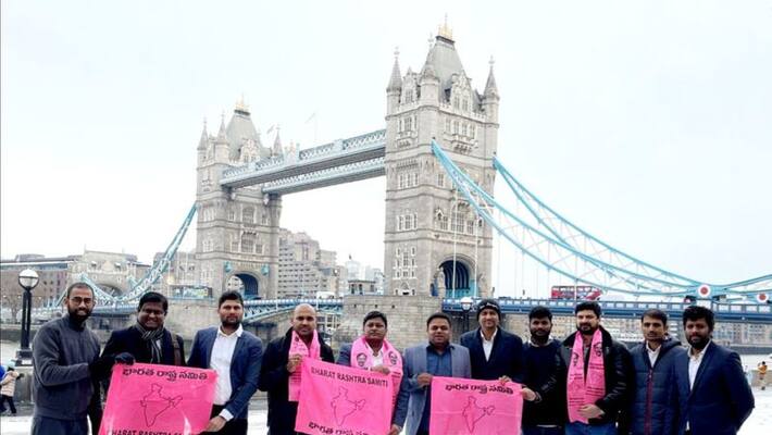 nri brs leaders host brs flag in london tower bridge nri brs leaders host brs flag in london tower bridge