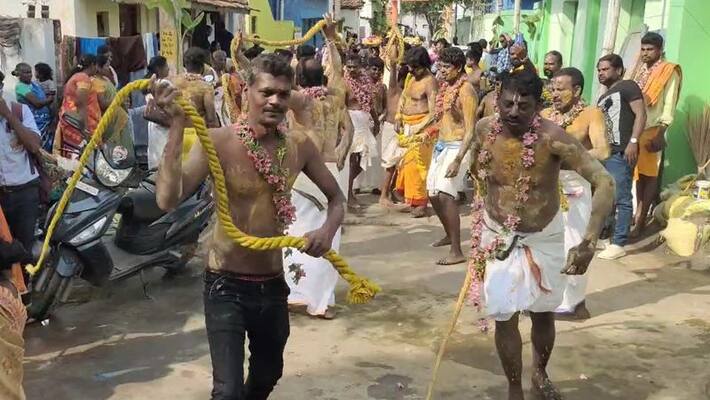 sattaiyadi festival at coimbatore and devotees beat themselves with whip sattaiyadi festival at coimbatore and devotees beat themselves with whip