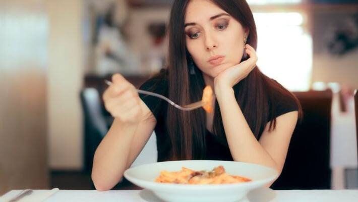 Keep These 5 Energy Boosting Foods Handy To Fight Laziness In Winters Keep These 5 Energy Boosting Foods Handy To Fight Laziness In Winters
