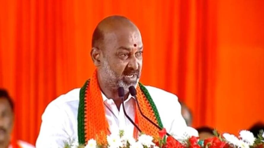 Bandi Sanjay serious about Teenmar Mallanna arrest Bandi Sanjay serious about Teenmar Mallanna arrest