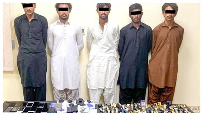 Gang arrested for stealing from shops in Sharjah Gang arrested for stealing from shops in Sharjah