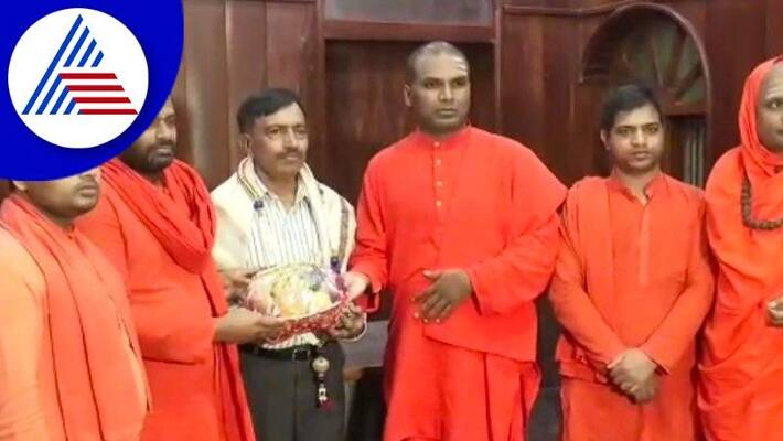 SB Vastrad is the new government administrator for Muruga Mutt chitadurga rav SB Vastrad is the new government administrator for Muruga Mutt chitadurga rav