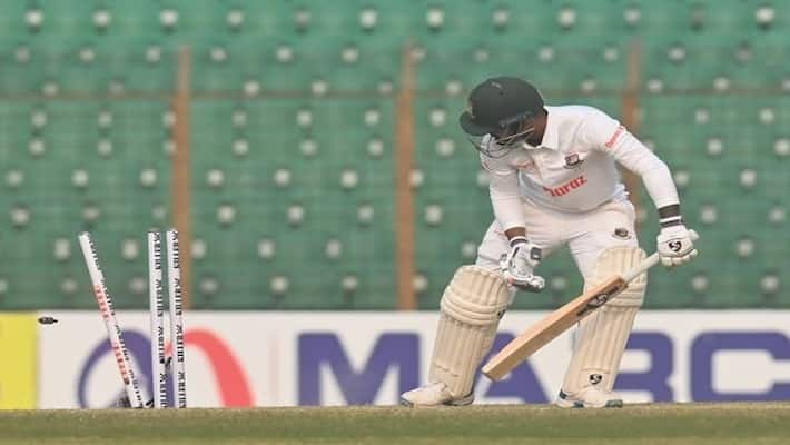 Mohammed Siraj and Virat Kohli's same reaction after bangladesh batsman litton das dismiss Mohammed Siraj and Virat Kohli's same reaction after bangladesh batsman litton das dismiss
