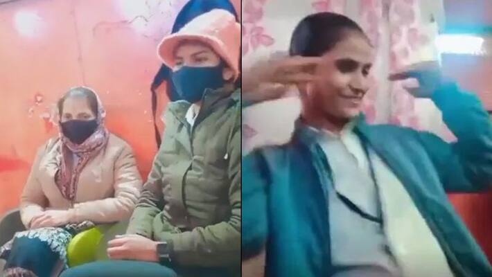 4 UP Women Constables Suspended After Dance Video Goes Viral 4 UP Women Constables Suspended After Dance Video Goes Viral