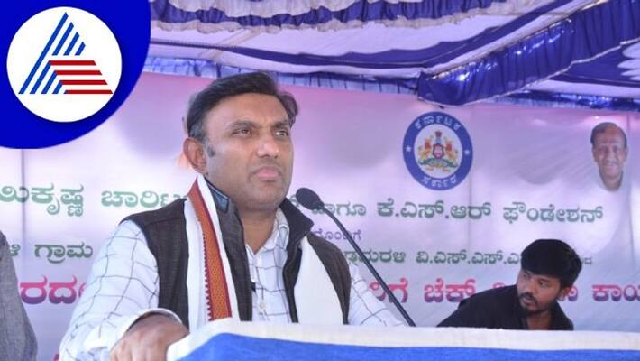 Free land for 22 thousand families of Chikkaballapura says Minister Sudhakar gow Free land for 22 thousand families of Chikkaballapura says Minister Sudhakar gow