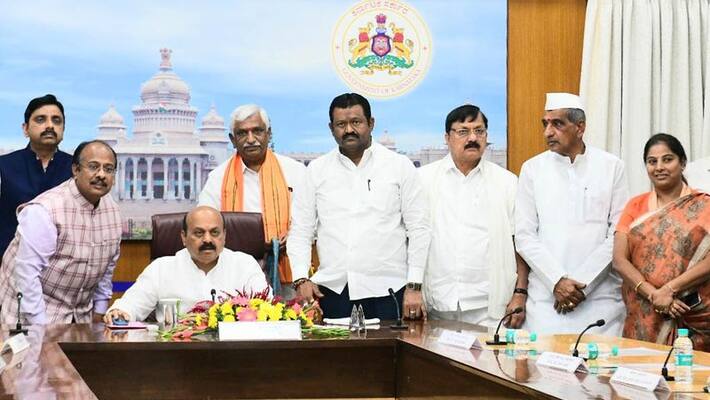 Karnataka Nekar Samman Yojana Children of 46000 weavers to be covered under Vidya Nidhi Yojane san Karnataka Nekar Samman Yojana Children of 46000 weavers to be covered under Vidya Nidhi Yojane san