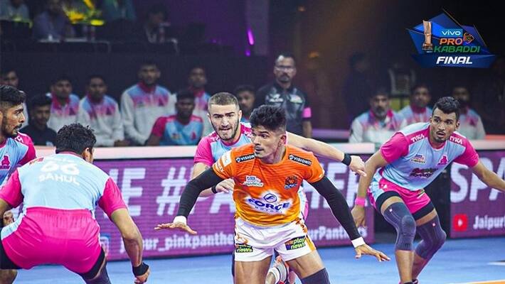 PKL jaipur pink panthers beat puneri paltan by 33 29 points and clinch 9th edition trophy ckm PKL jaipur pink panthers beat puneri paltan by 33 29 points and clinch 9th edition trophy ckm