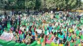 If the demand is not met Delhi will be laid siege again Farmers warn govt akb