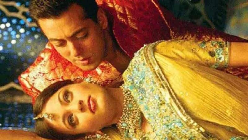 salman khan7 જાણો ક્યાં છે સલમાન ખાનની ફિલ્મથી ડેબ્યૂ કરનારી 12 અભિનેત્રીઓ, એક 26 વર્ષથી છે ગુમનામ