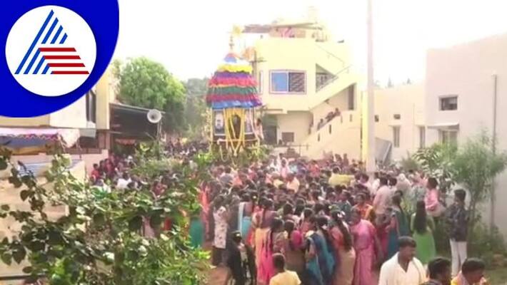 Davanagere karibasaveshwara swamy rathotsava from women gow Davanagere karibasaveshwara swamy rathotsava from women gow