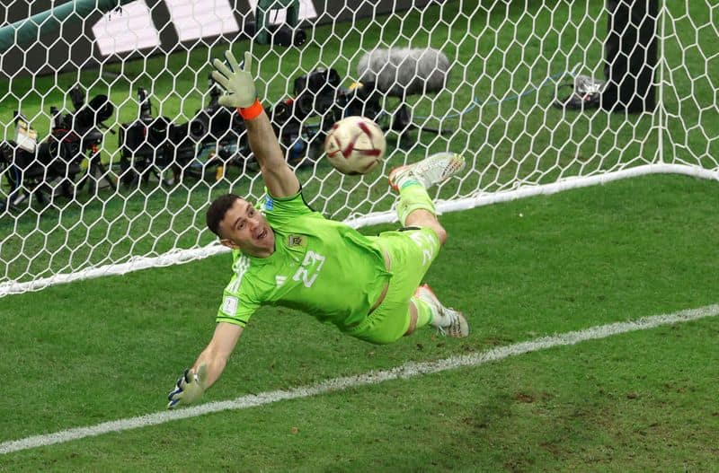 FIFA World Cup 2022: Emiliano Martinez Argentina's Hero Once again in Penalty Shoot Out
