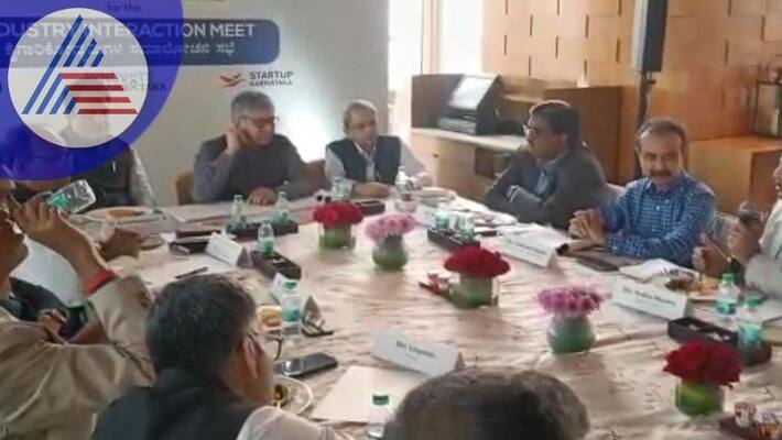 Union Minister meeting with IT BT entrepreneurs at bengaluru rav Union Minister meeting with IT BT entrepreneurs at bengaluru rav