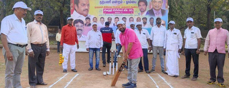 Youngsters enthusiastically participated in the cricket match for Mumbai Tamils