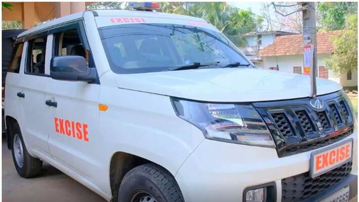Fake liquor production unit seized from pooppara Fake liquor production unit seized from pooppara