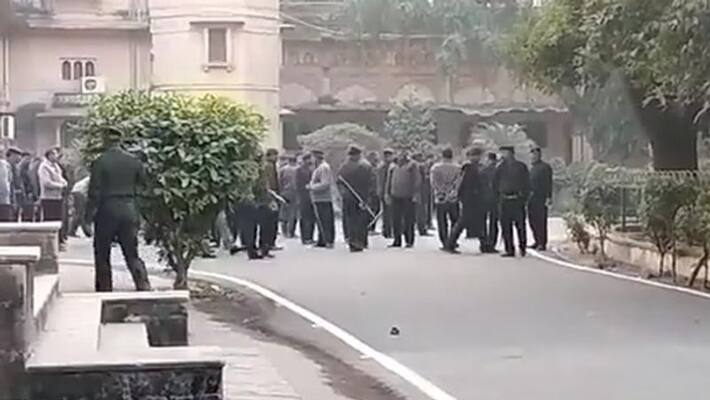 Violence breaks out at Allahabad University after argument over student entry stones thrown bike set on fire gcw Violence breaks out at Allahabad University after argument over student entry stones thrown bike set on fire gcw