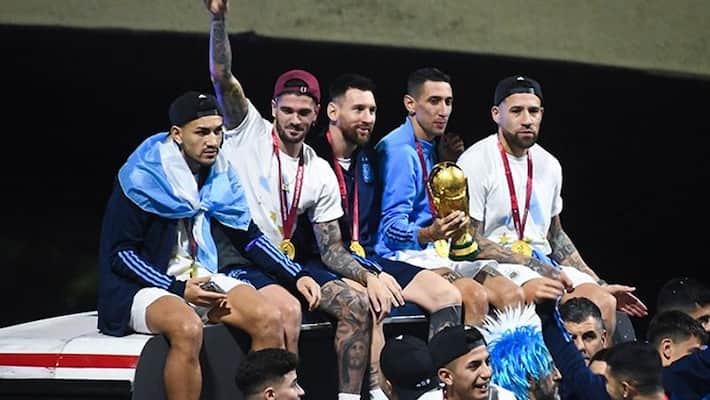 football qatar 2022 Memes carpet bomb Lionel Messi Argentina stars after escaping disaster during World Cup celebration parade snt football qatar 2022 Memes carpet bomb Lionel Messi Argentina stars after escaping disaster during World Cup celebration parade snt