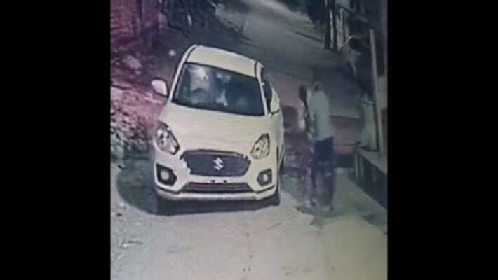 telangana girl kidnapped in front of father caught on camera police say probe on ash telangana girl kidnapped in front of father caught on camera police say probe on ash