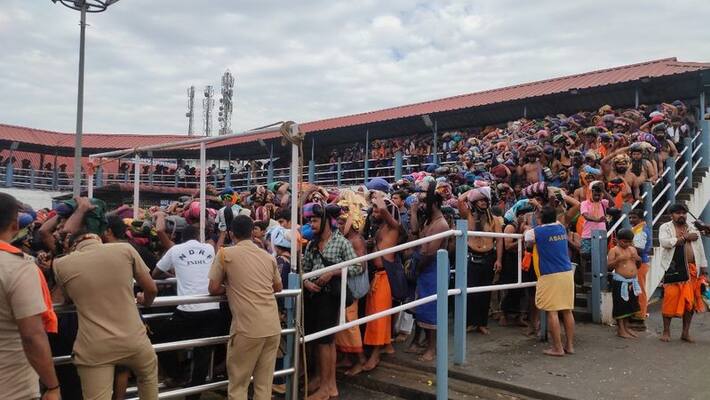 Sabarimala crowd mess exposes lack of preparedness Sabarimala crowd mess exposes lack of preparedness
