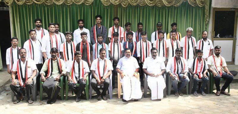 Executives from various parties including DMK Nam Tamilar pmk  joined AIADMK