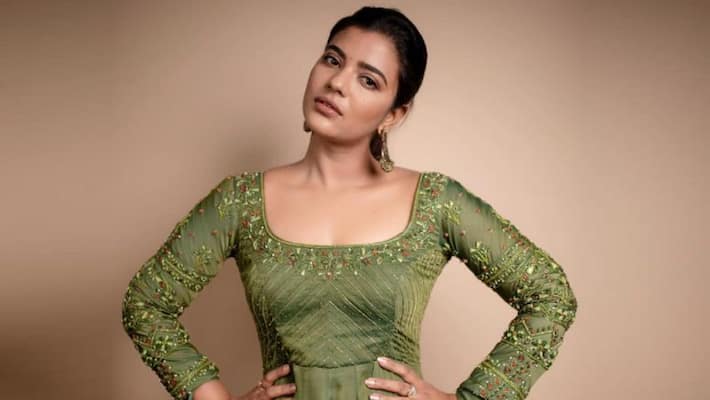 Manikanta sister Aishwarya rajesh enters BiggBoss House Manikanta sister Aishwarya rajesh enters BiggBoss House