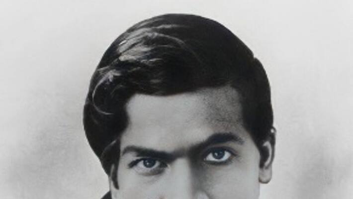 Who is worlds greatest mathematician Srinivasa Ramanujan? What is his relationship with Erode in Tamil Nadu? Who is worlds greatest mathematician Srinivasa Ramanujan? What is his relationship with Erode in Tamil Nadu?