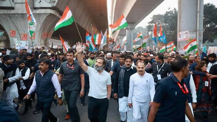 Rahul gandhi bharat jodo yatra enters in delhi Rahul gandhi bharat jodo yatra enters in delhi