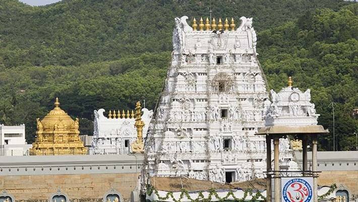 tirumala hundi registers roaring income post covid nets over 1000 crore in 8 months ash tirumala hundi registers roaring income post covid nets over 1000 crore in 8 months ash