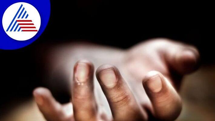 Man gets beaten to death due to enters wrong home in Mancherial Man gets beaten to death due to enters wrong home in Mancherial