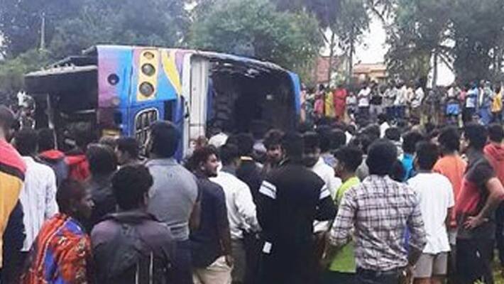 Private bus overturned accident... 3 people killed in hosur Private bus overturned accident... 3 people killed in hosur