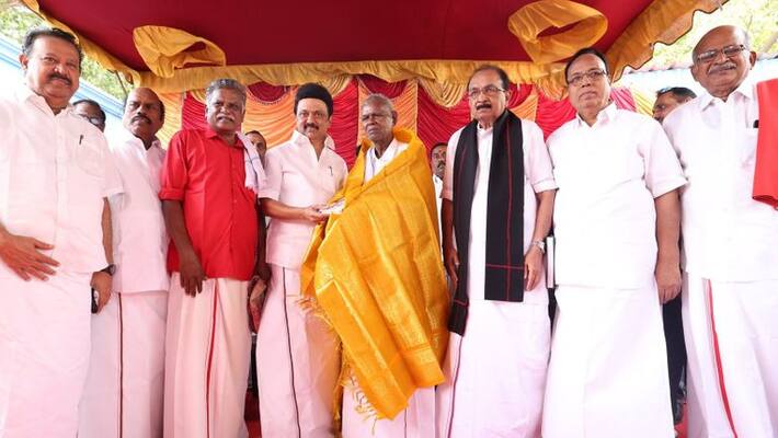 cm mk stalin wishes to senior politician nallakannu on his 98th birthday cm mk stalin wishes to senior politician nallakannu on his 98th birthday