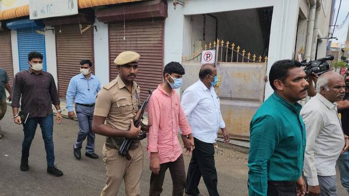 The NIA police are investigating the Coimbatore car blast for the second day The NIA police are investigating the Coimbatore car blast for the second day