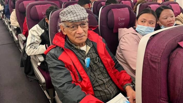 Serial killer Charles Sobhraj in next seat in flight woman scared, pic viral Serial killer Charles Sobhraj in next seat in flight woman scared, pic viral