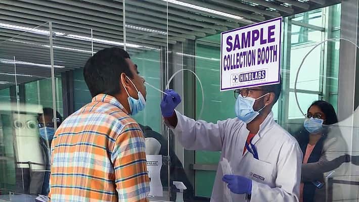 39 International passengers who arrives India tested covid positive last 2 days Center alert precaution measures in Airports ckm 39 International passengers who arrives India tested covid positive last 2 days Center alert precaution measures in Airports ckm