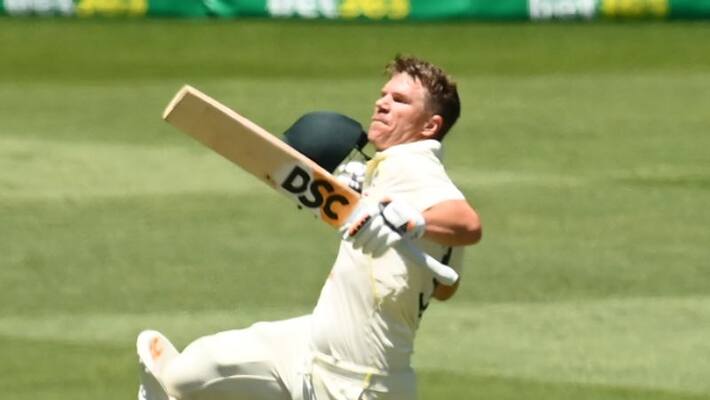 Australia Player David Warner hit 200 in his 100th test match against south Africa in Melbourne test Australia Player David Warner hit 200 in his 100th test match against south Africa in Melbourne test