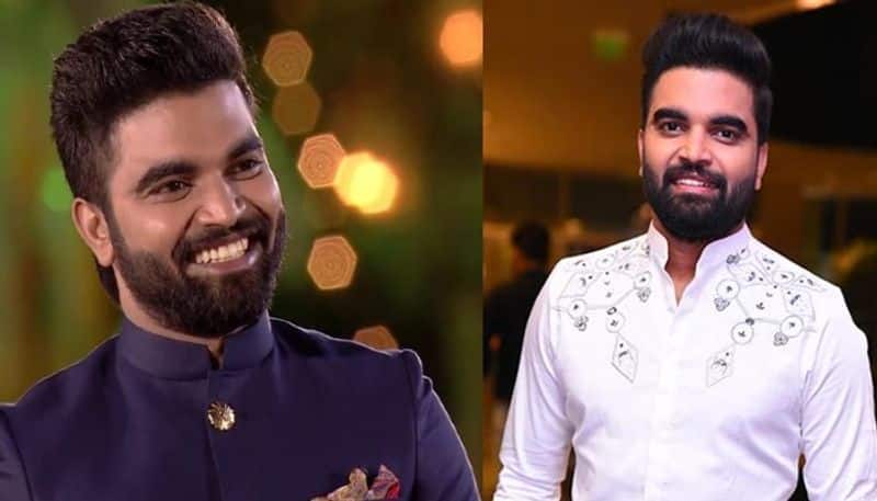 Anchor Pradeep Machiraju gets candid in an interview on the occasion of the  launch of Konchem Touch lo Unte Chepta – Super Sundays on Zee Telugu -  idlebrain.com news