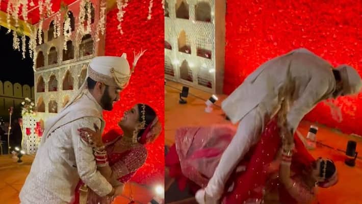 Bride And Groom fall on stage after while dancing in thier own wedding akb Bride And Groom fall on stage after while dancing in thier own wedding akb