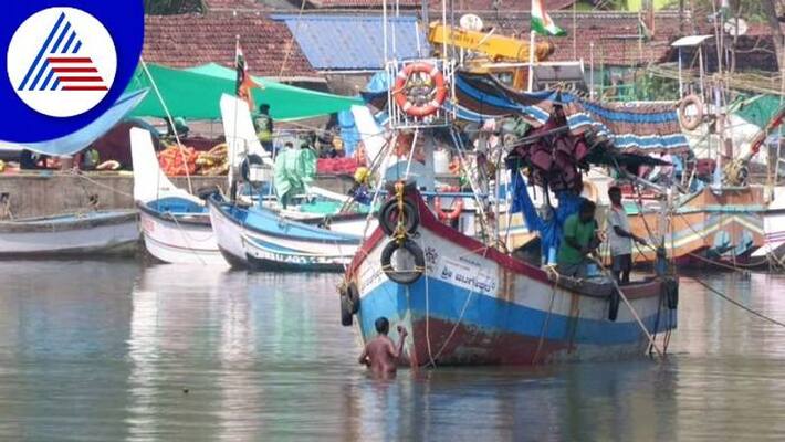 Fishermen Faces Problems in Uttara Kannada grg Fishermen Faces Problems in Uttara Kannada grg