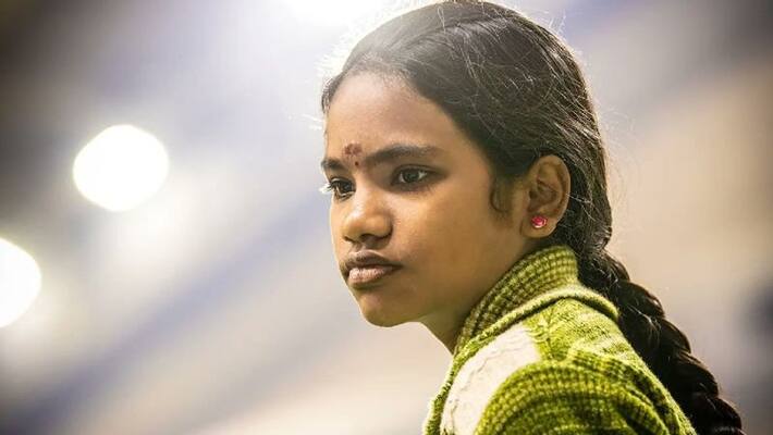 Savitha Shri Bhaskar Wins Bronze medal in World Rapid Chess Championship after Vishwanathan, Koneru Savitha Shri Bhaskar Wins Bronze medal in World Rapid Chess Championship after Vishwanathan, Koneru